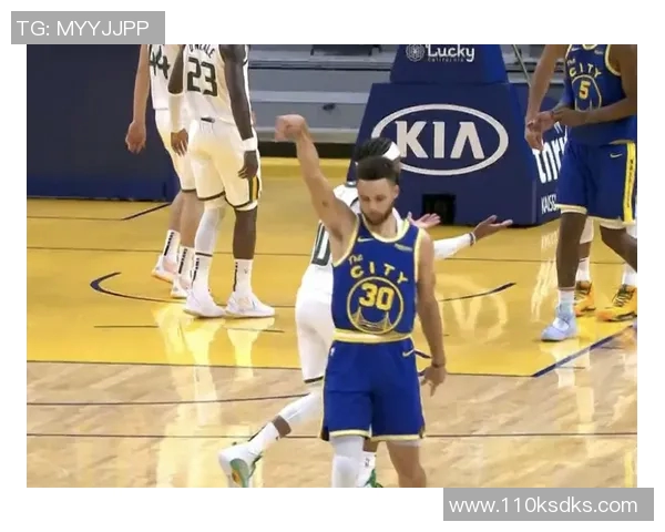 勇士与活塞激战三月二十五日赛季关键战役精彩回顾与分析 勇士与活塞激战三月二十五日赛季关键战役精彩回顾与分析