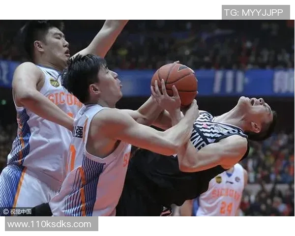 四川与辽宁2016年对决回顾:激情碰撞与精彩瞬间的篮球盛宴 四川与辽宁2016年对决回顾:激情碰撞与精彩瞬间的篮球盛宴